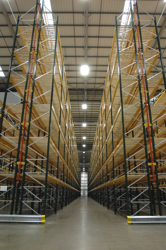 pallet racking tall.jpg
