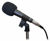 730px-Microphone studio.jpg