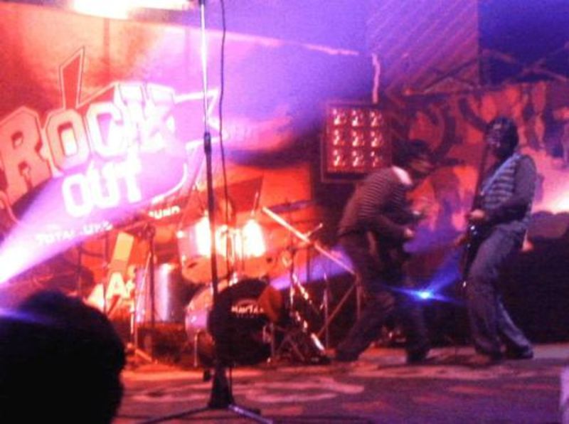 File:Crazy lala and omer.JPG